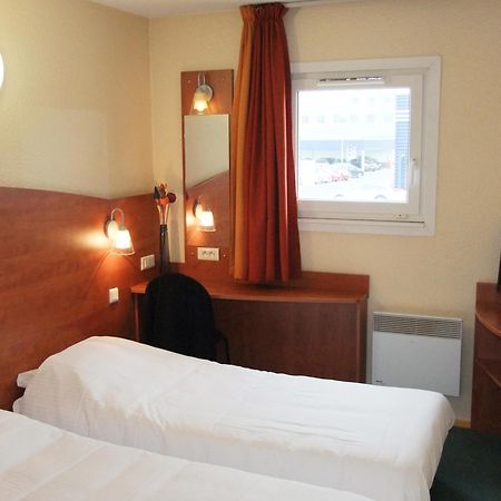 Adams Hotel Metz Oda fotoğraf
